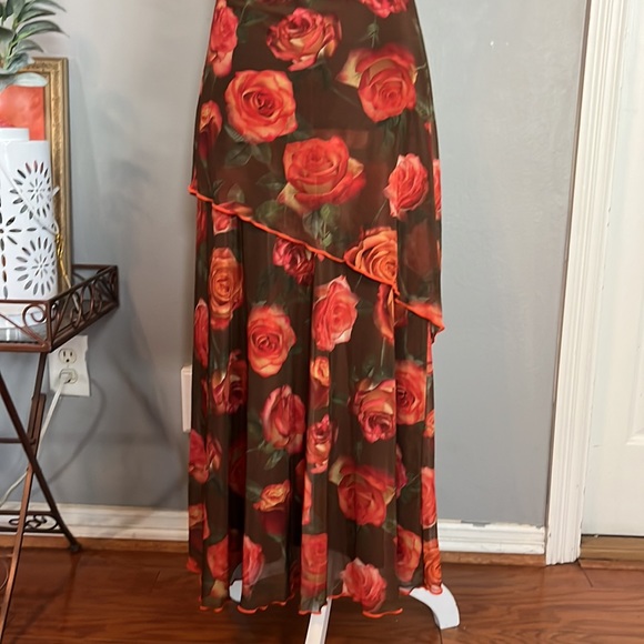 Rose Print Mesh Layered Maxi Dress with Adjustable Straps/ Size Small - Picture 9 of 9